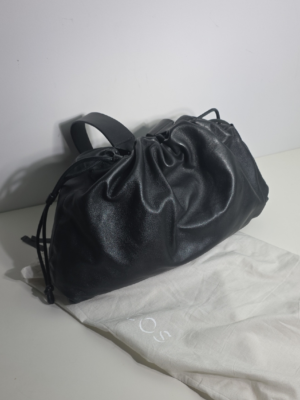 Cos CAVATELLI CLUTCH BAG